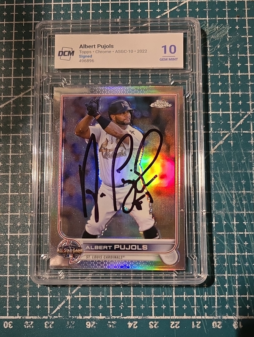 Topps Chrome Baseball Card - Albert Pujols Refractor with Bold Black Autograph